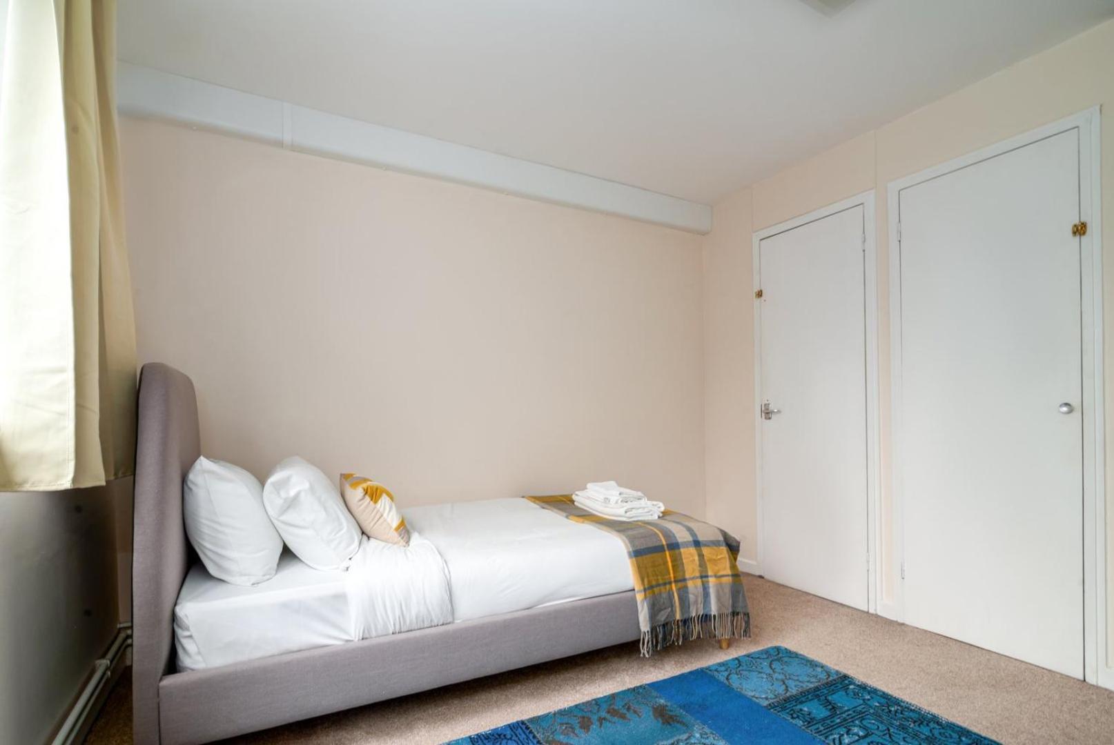 Guestready - Lovely Ground Floor Duplex With Patio In Southbank Apartment London Exterior photo